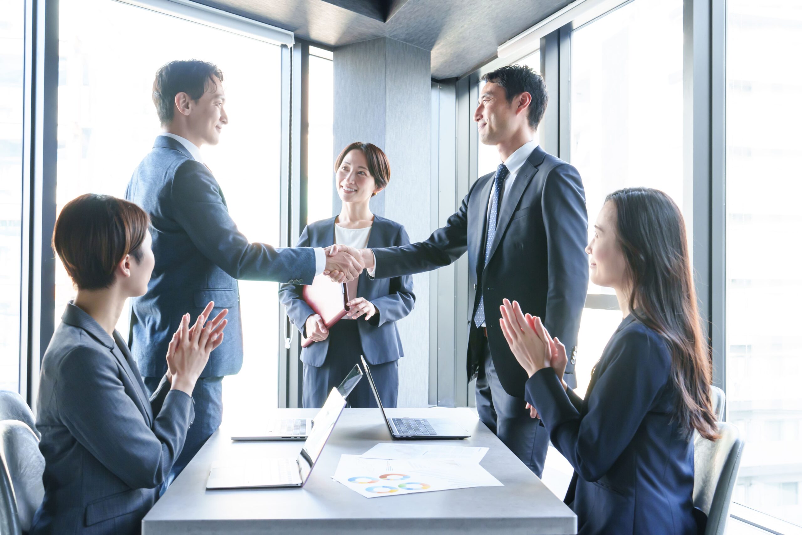 マネジメント研修を経て成果を出すチーム